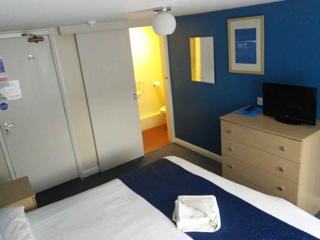 Brimar Guest House Totton Rum bild